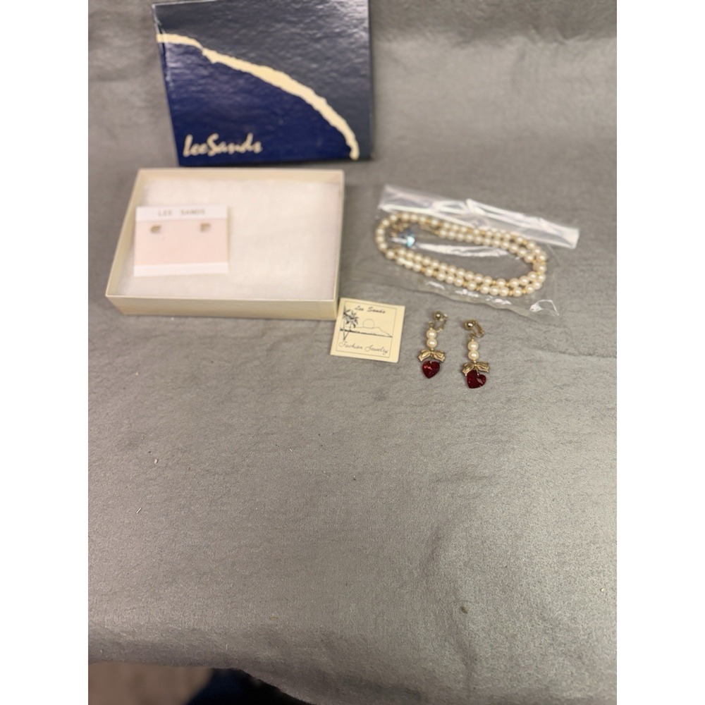 LEE SANDS faux pearls‎ & Austrian Crystal necklace & DANGLE CLIP ON earrings